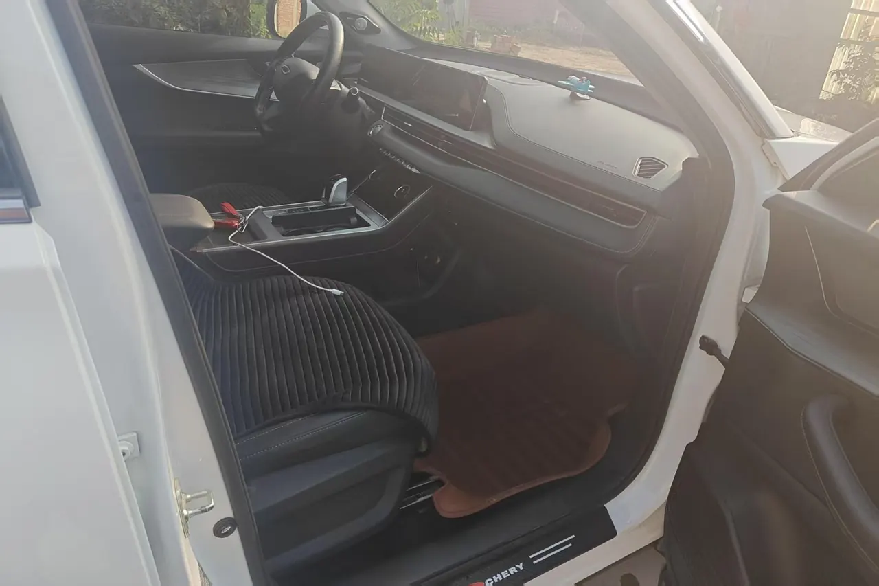 Chery 2022 Ruihu 7 PLUS 1.5T Stepless Noble Automatic Gear 2