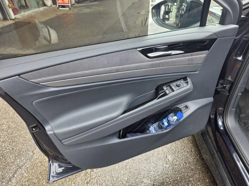 Volkswagen 2024 ID. 7 VIZZION PRO automatic transmission 4