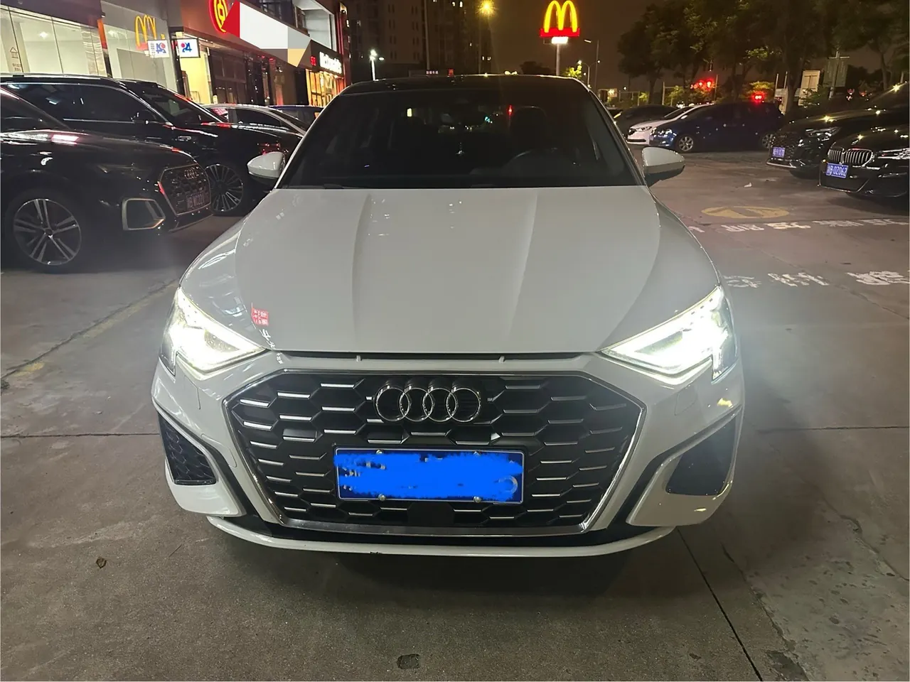 Audi 2022 A3L Limousine 1.4TFSI 35TFSI Fashion Elegant Automatic 2