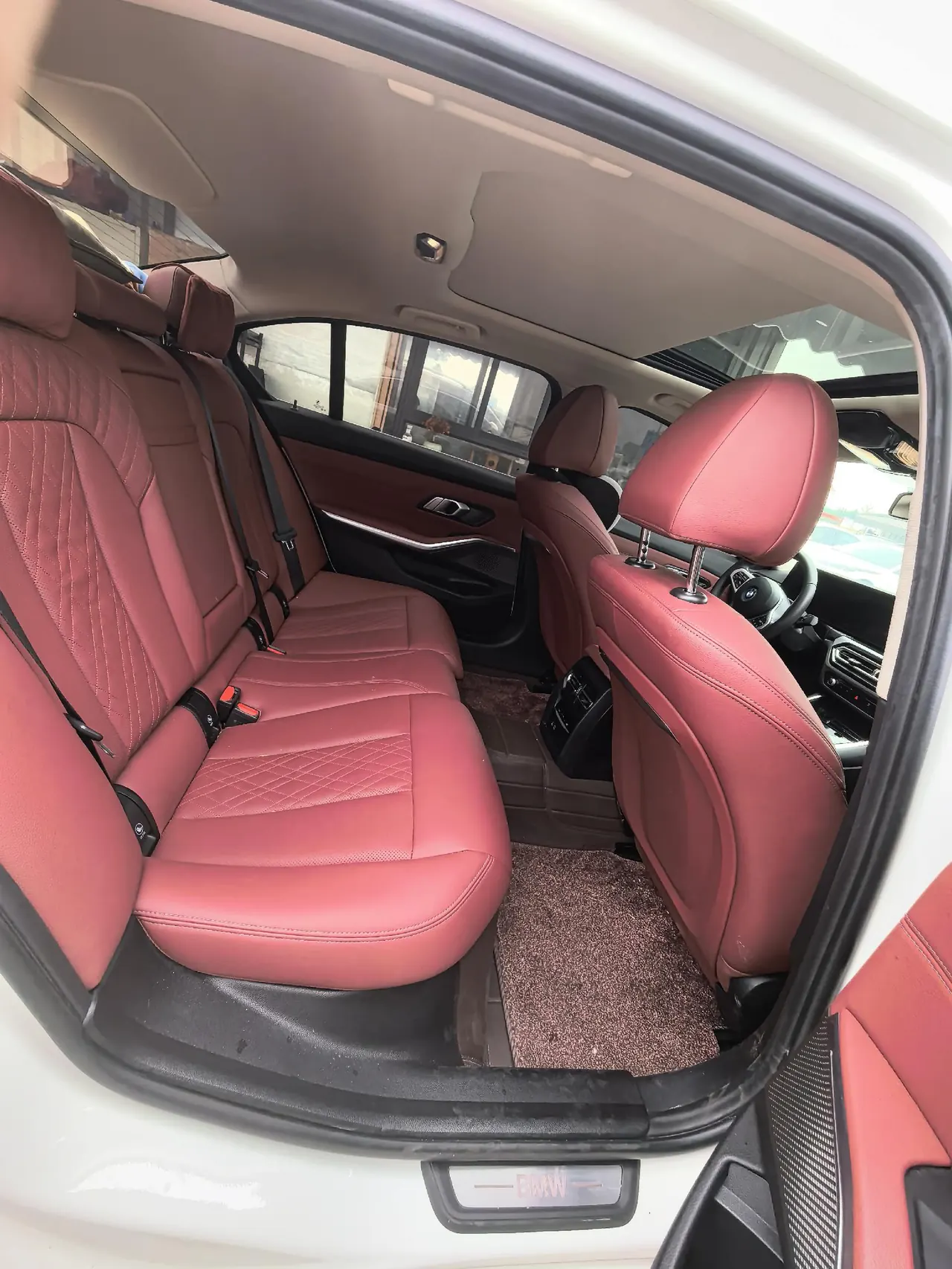 BMW 2024 i3 eDrive 35 L automatic gear 6