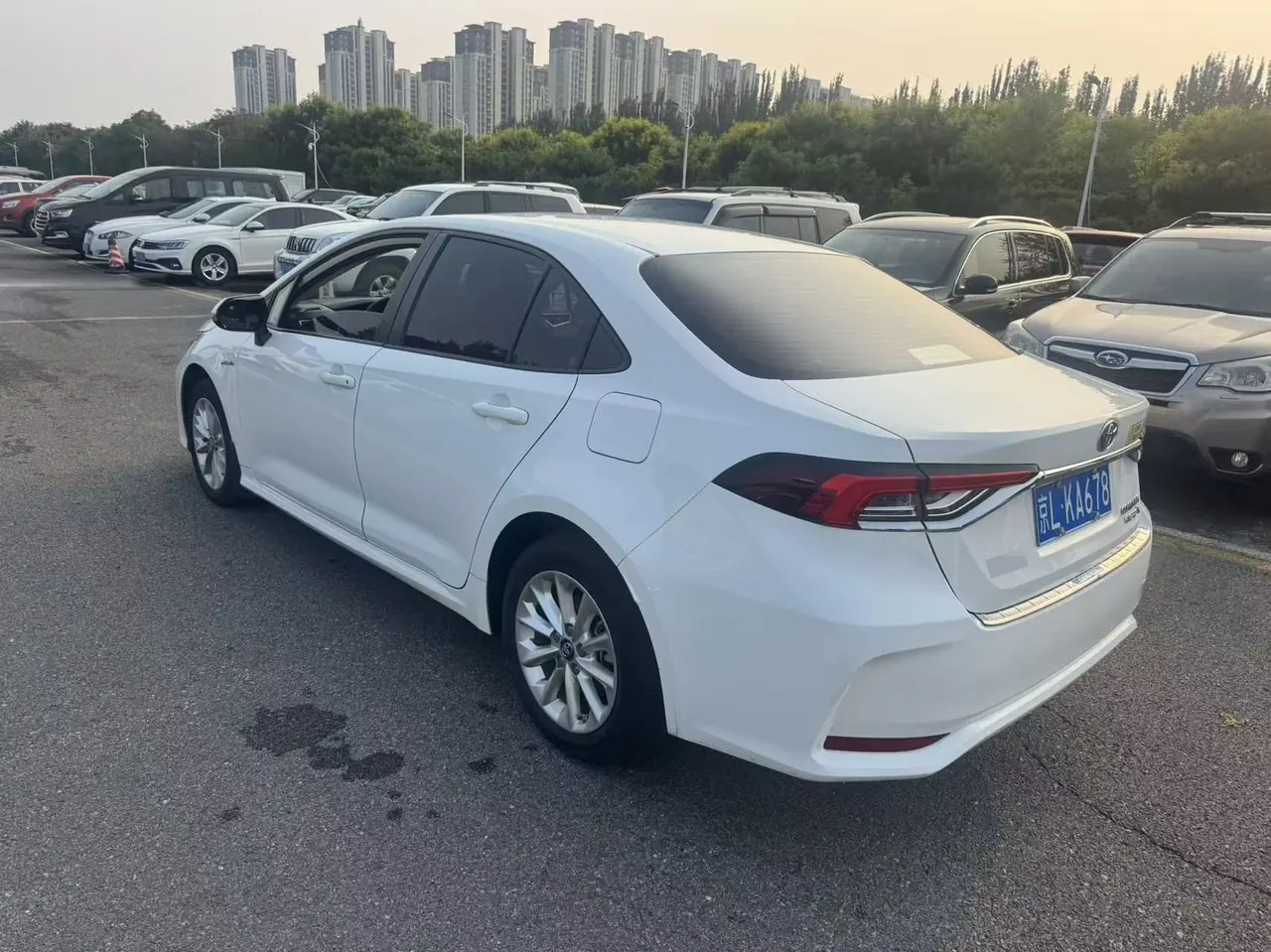 Toyota 2022 Corolla Double Engine 1.8 Stepless Pioneer Edition Automatic Gear 8
