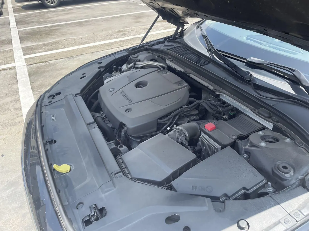 Volvo 2020 S90 2.0T T5 Zhiyi Deluxe Edition Automatic Gear 8
