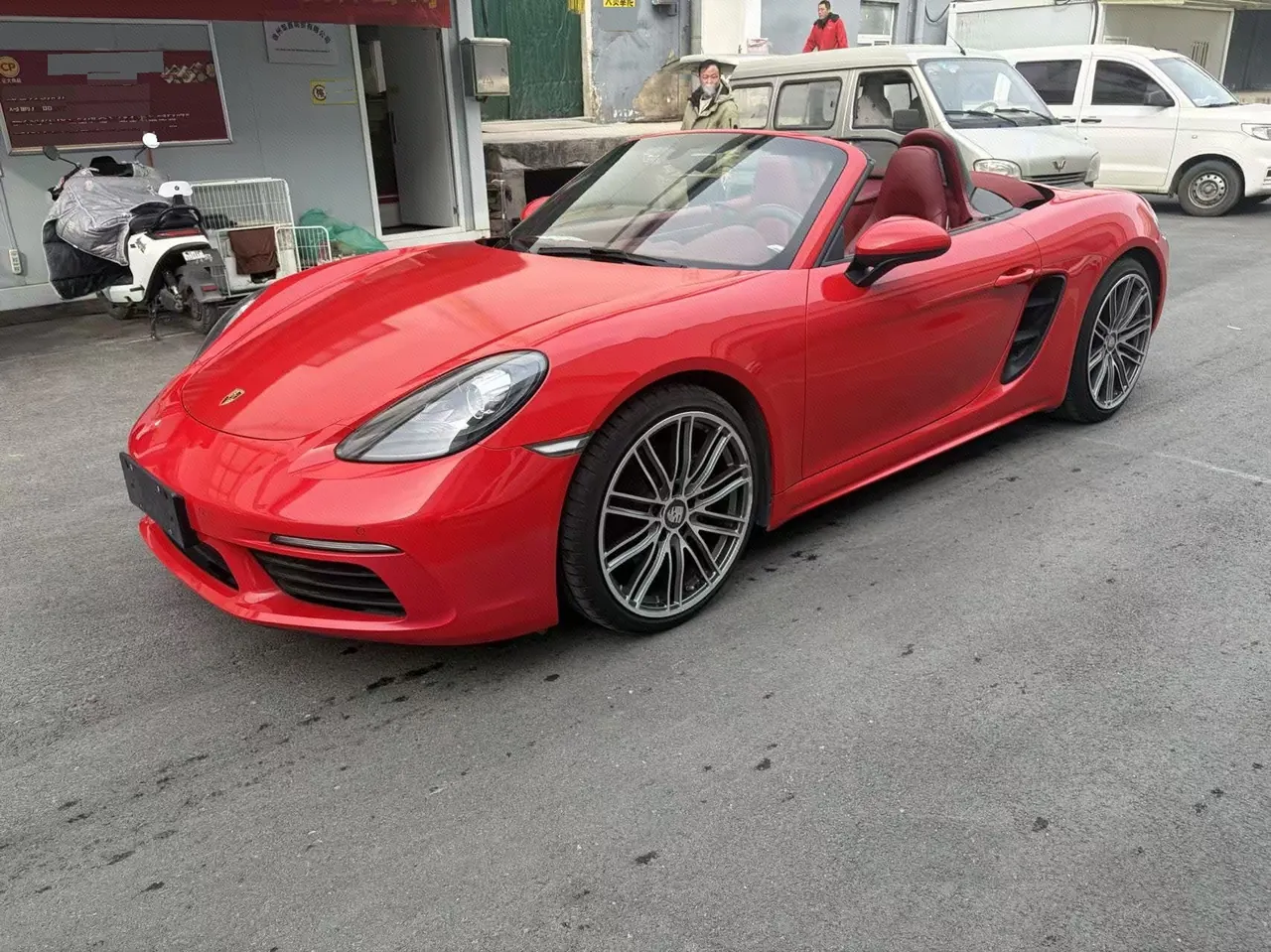 Open image lightbox: Porsche 718 (Imported) 2020 718 Boxer 2.0T Automatic