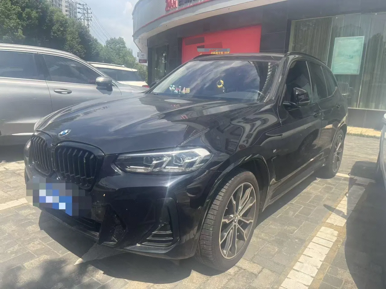 打开图片灯箱:BMW 2022 X3 xDrive30i 2.0T Leading M Obsidian Night Kit (Changed to 2) Automatic Gear