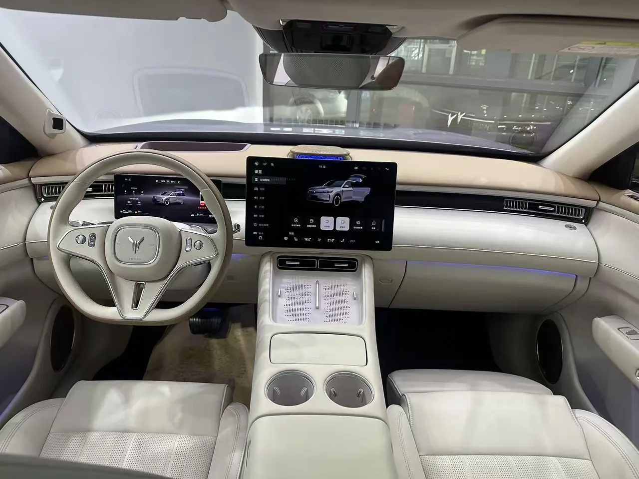 Voyah 2025 FREE four-wheel drive dry Kun version of automatic gear 8