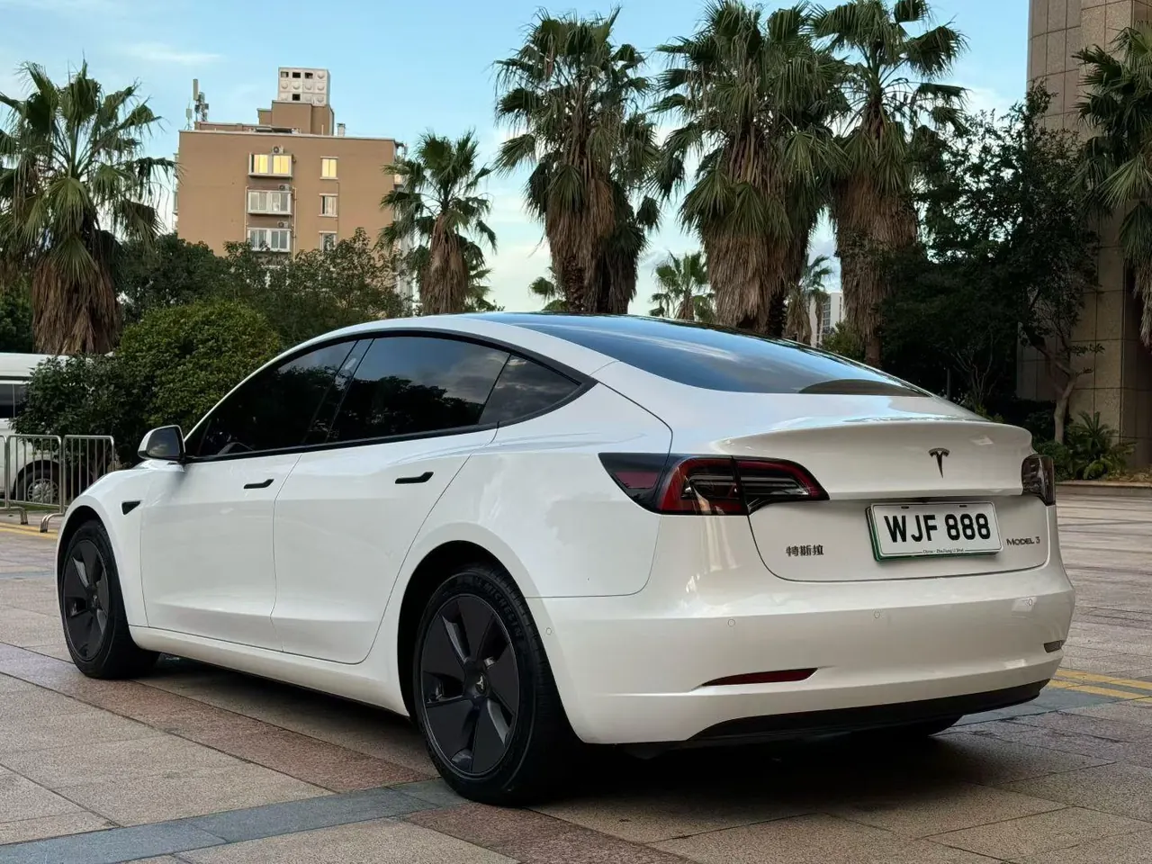 Tesla 2022 Model 3 rear-wheel drive version of automatic transmission 6