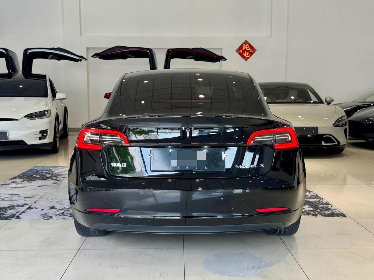 Tesla 2022 Model 3 rear-wheel drive version of automatic transmission 13