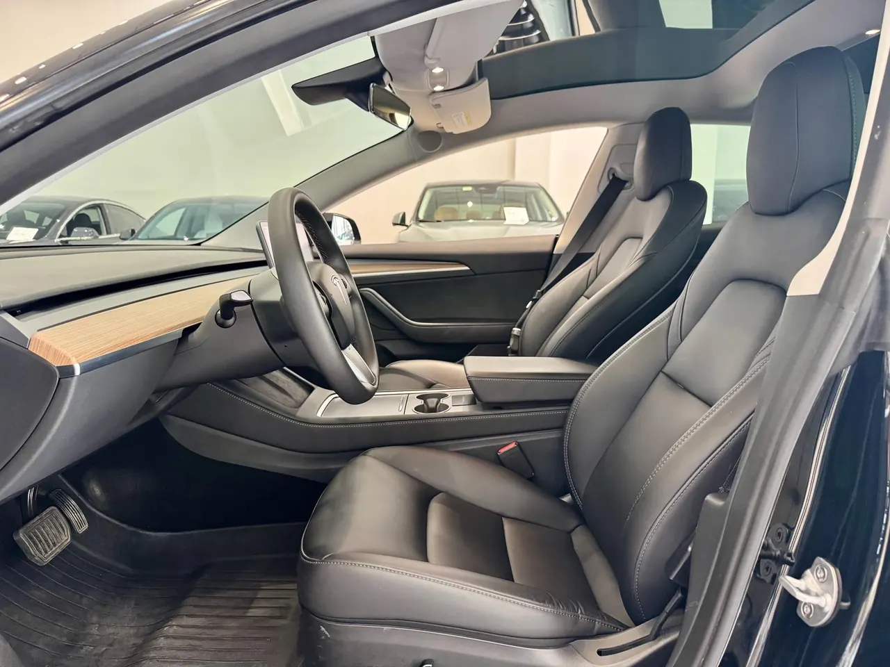 Tesla 2022 Model 3 rear-wheel drive version of automatic transmission 6
