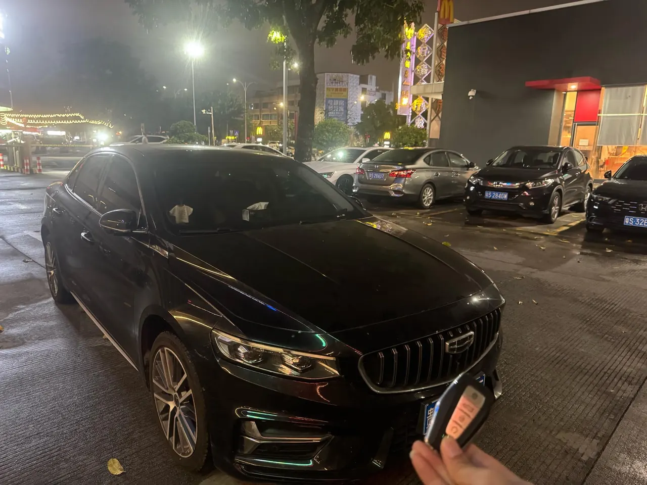Geely 2023 Xingrui 2.0TD Honorable Automatic Transmission 3