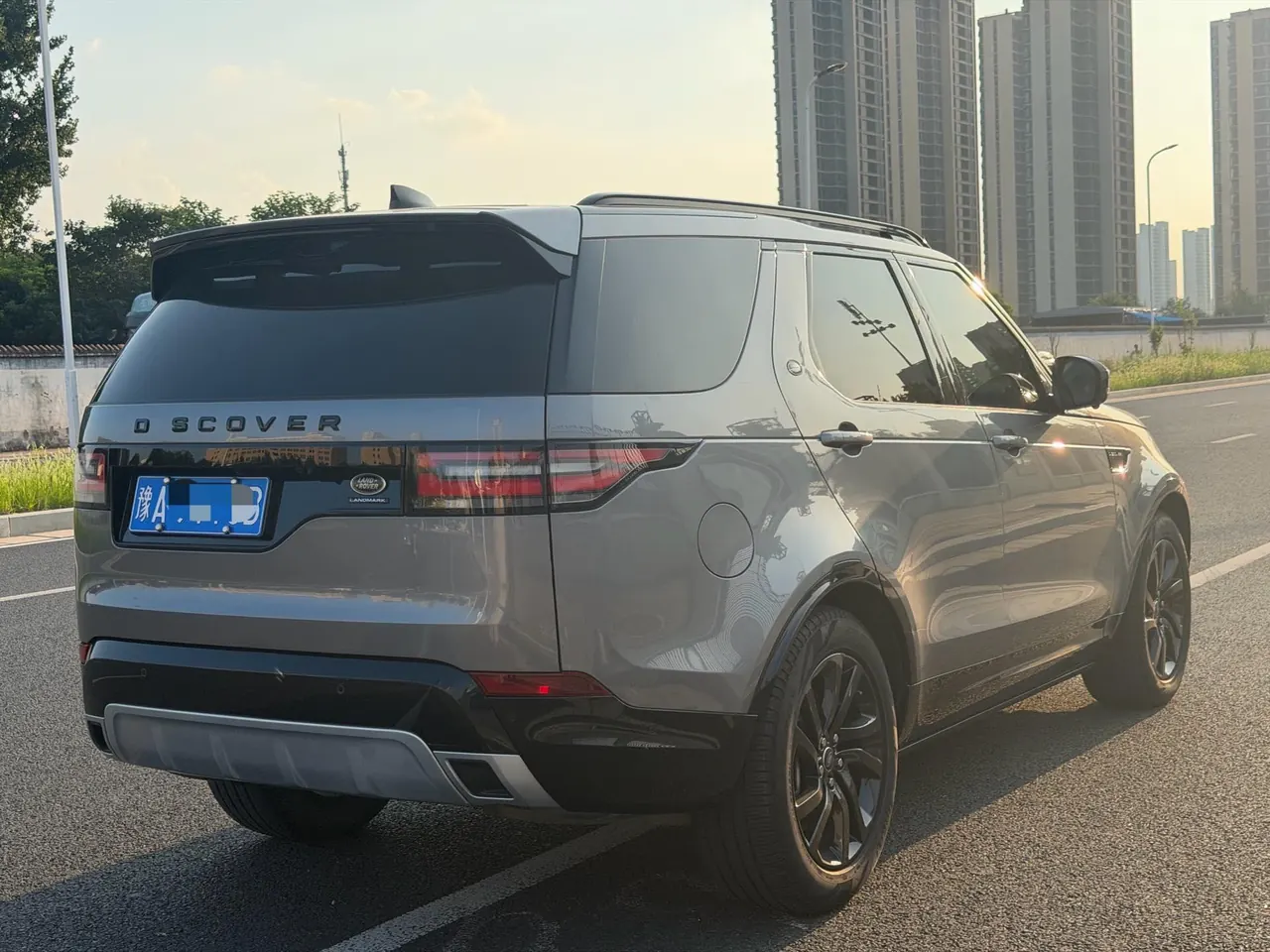 Land Rover Discovery (Imported) 2020 Discovery 53.0 T V6 30th Anniversary Special Edition Automatic Gear 6