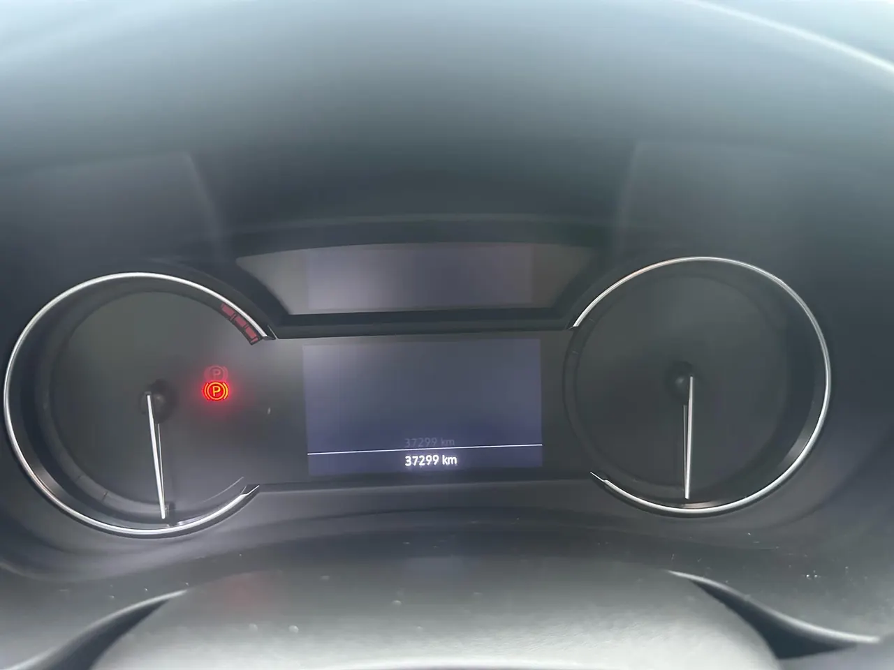 Cadillac 2020 XT4 2.0T 28T Two-Drive Leading Automatic Gear 6