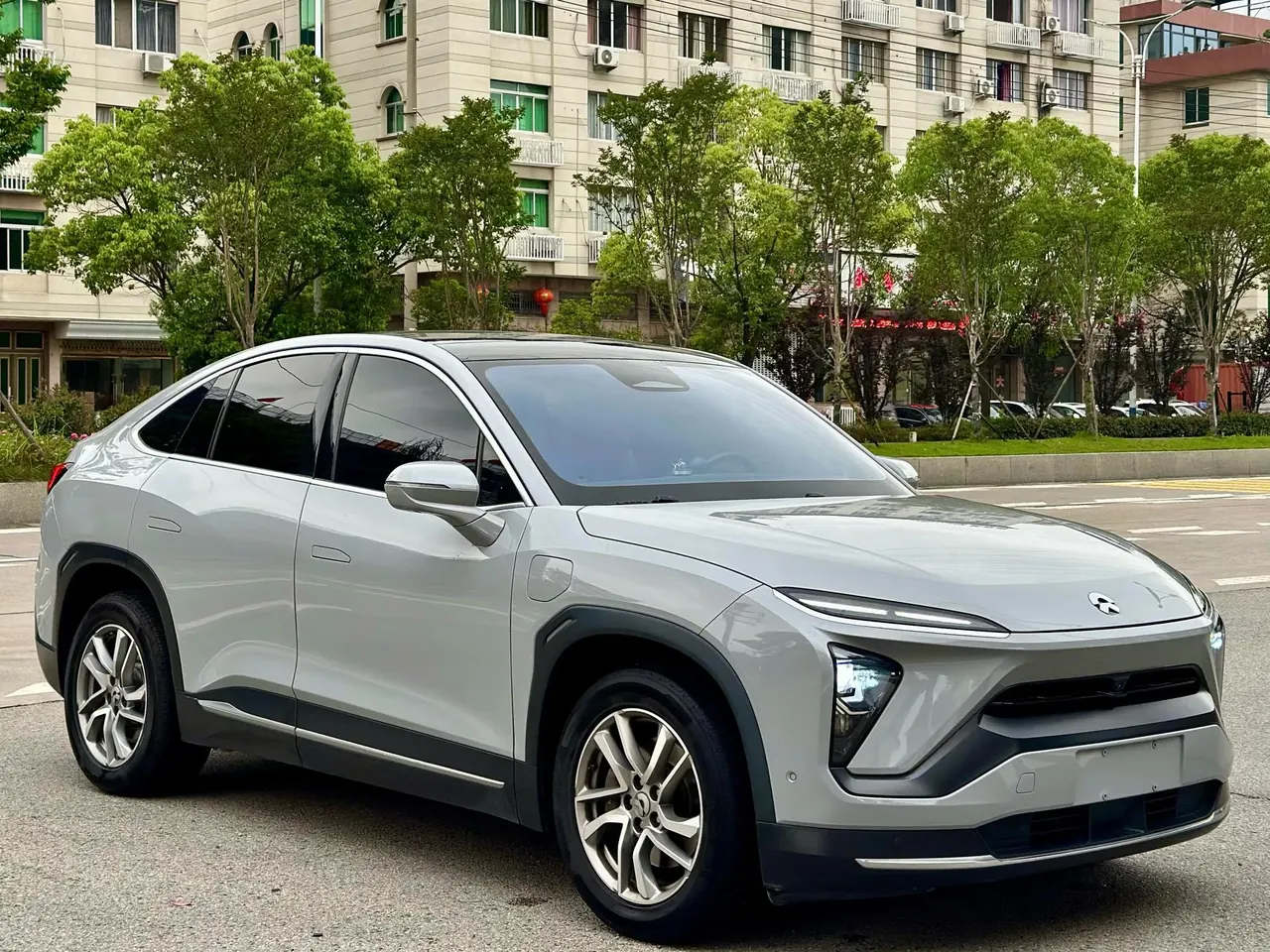 NIO 2020 EC 6 605KM Sports Edition Automatic Gear 3