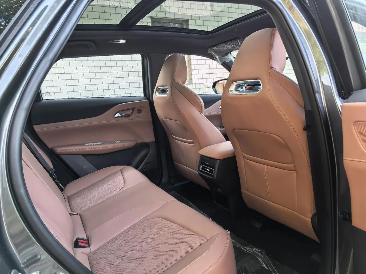 ChangAn 2025 UNI-Z Smart Electric iDD 1.5 Stepless 125km Smart New Blue Whale Warship Automatic Gear 6