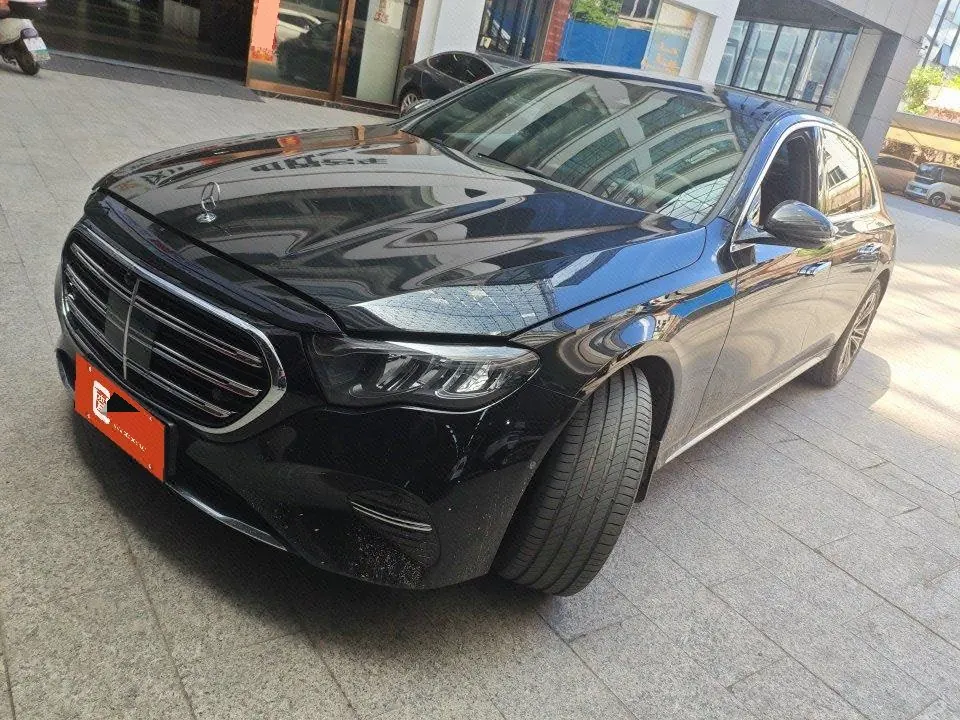 打开图片灯箱:Mercedes Benz E-Class 2026 model E 300 L 48V 2.0T Luxury Edition Automatic