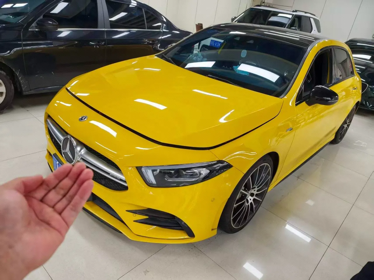 打开图片灯箱:Mercedes Benz Class A AMG (Imported) 2020 A 35 AMG 4MATIC 2.0T Automatic Gear
