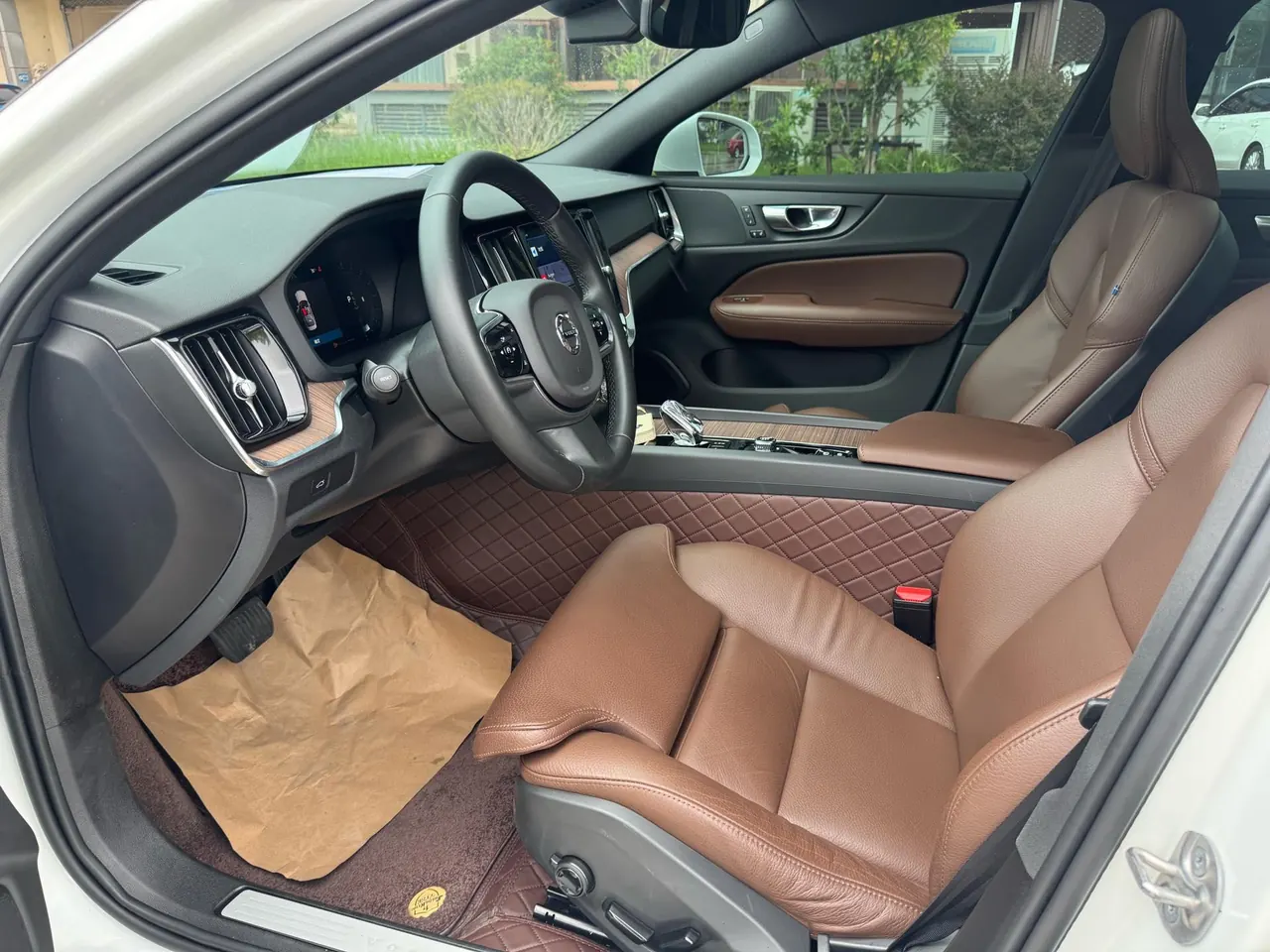 Volvo 2023 S60 48V 2.0T B4 Zhiyuan Sports Edition Automatic Gear 4