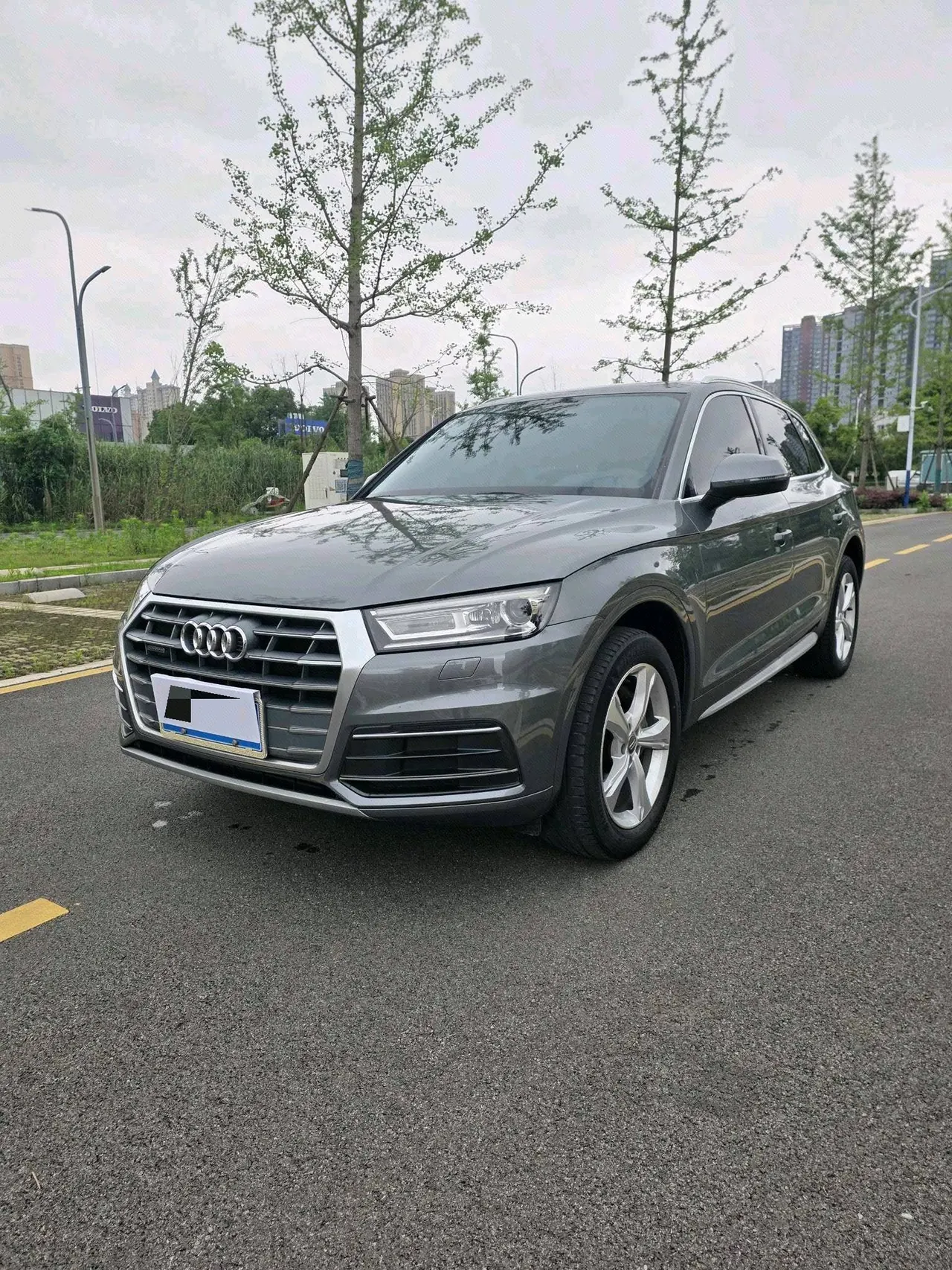 打开图片灯箱:Audi 2020 Q5L 2.0TFSI 40TFSI enjoy enterprising (facelift) automatic gear