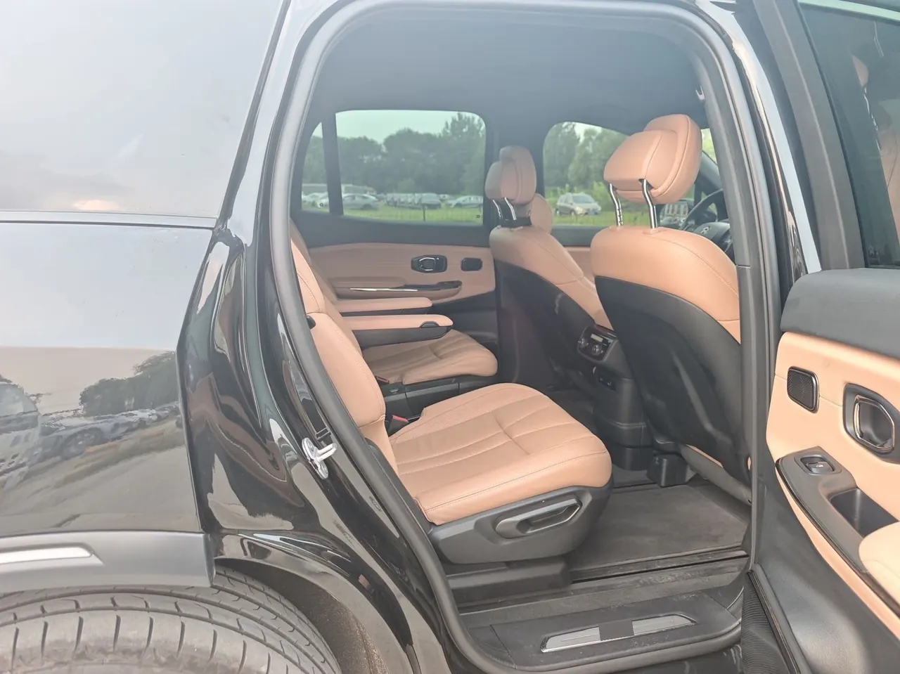 NIO 2020 ES8 benchmark 415KM 6-seat automatic gear 15