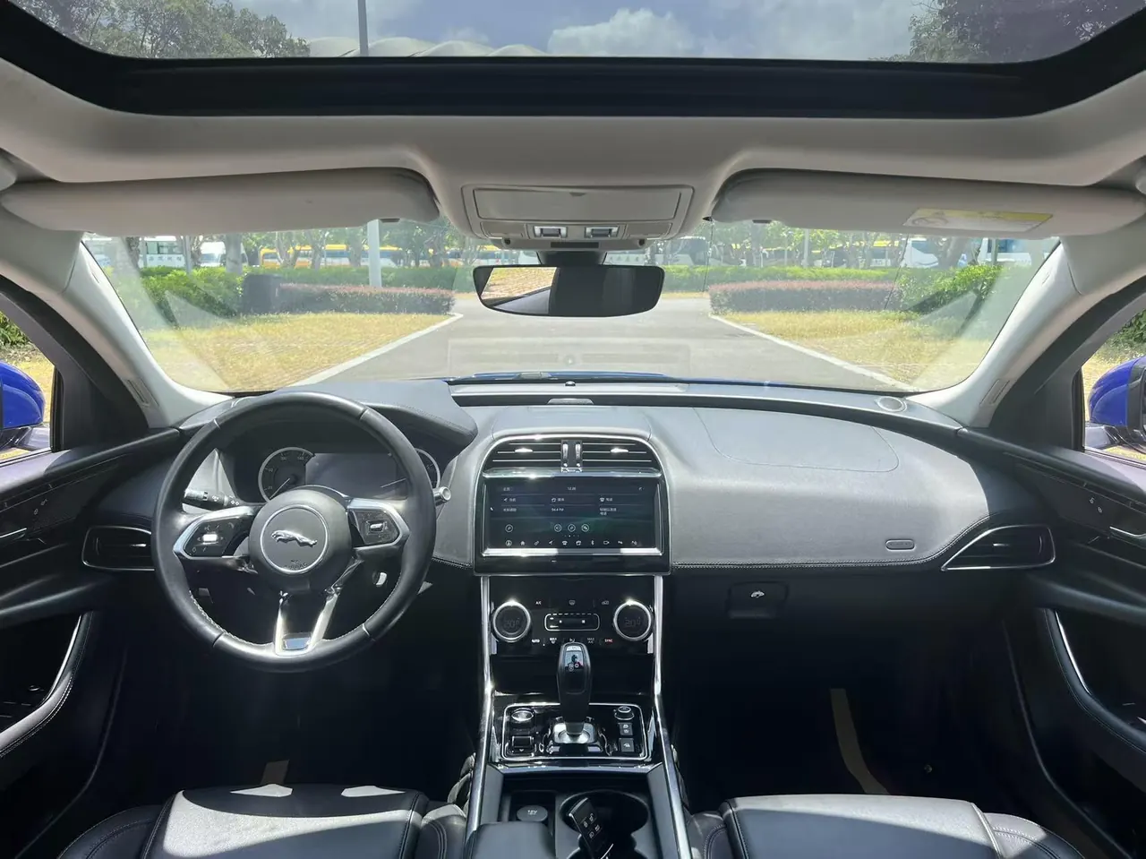 Jaguar 2020 XEL 2.0T 200PS S Enterprising and Elegant Automatic Gear 5