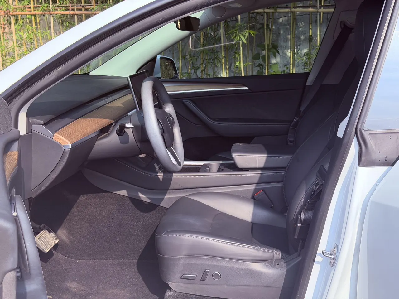 Tesla 2021 Model Y long endurance all-wheel drive version automatic transmission 5