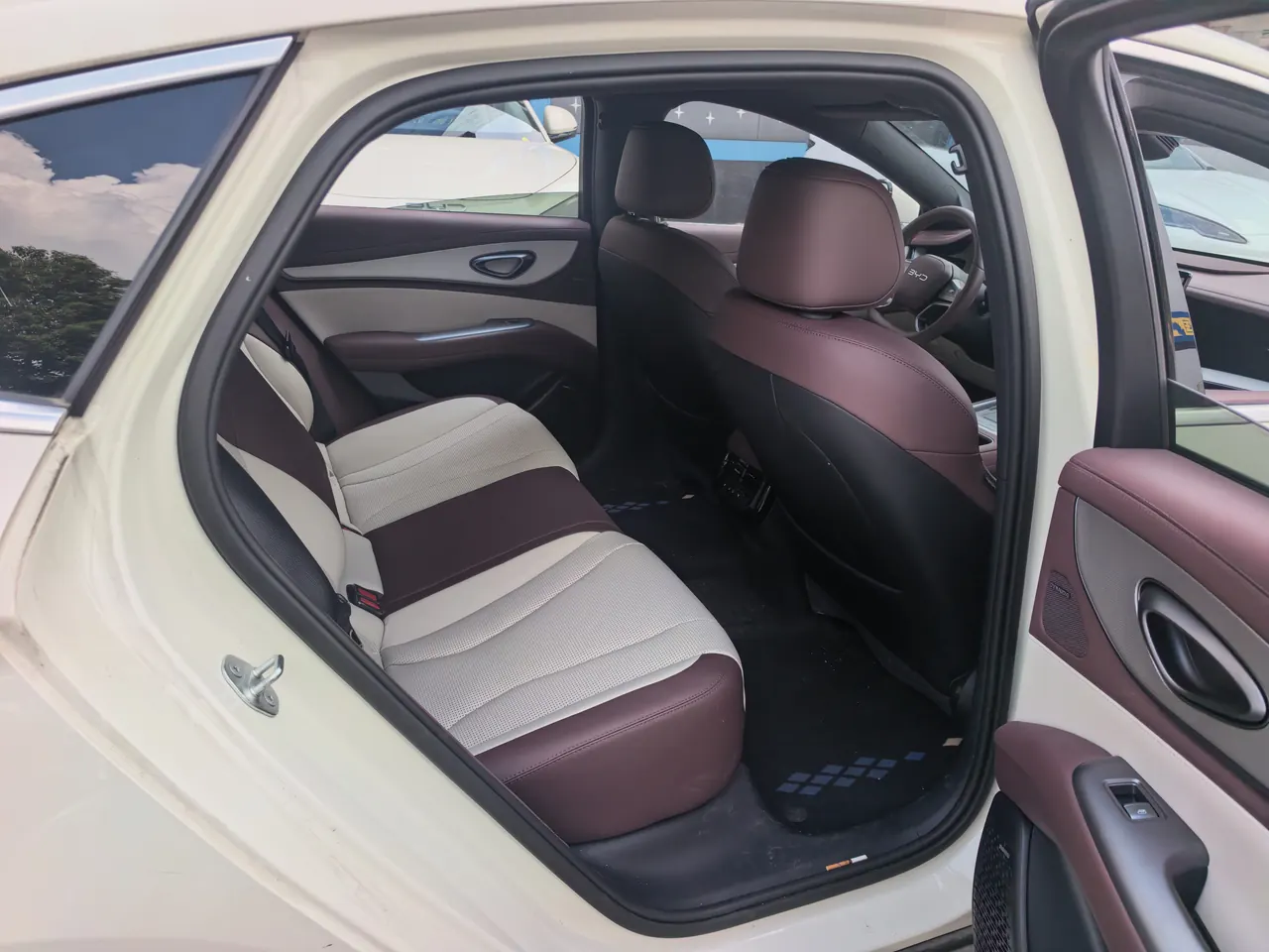 BYD 2026 Seal 07 DM-i 1.5T CVT 230km Flagship Automatic 7