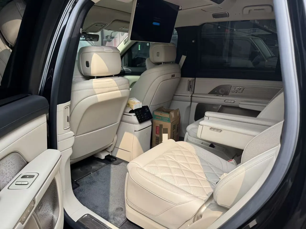NIO 2026 ES8 6-seat executive deluxe automatic gear 8