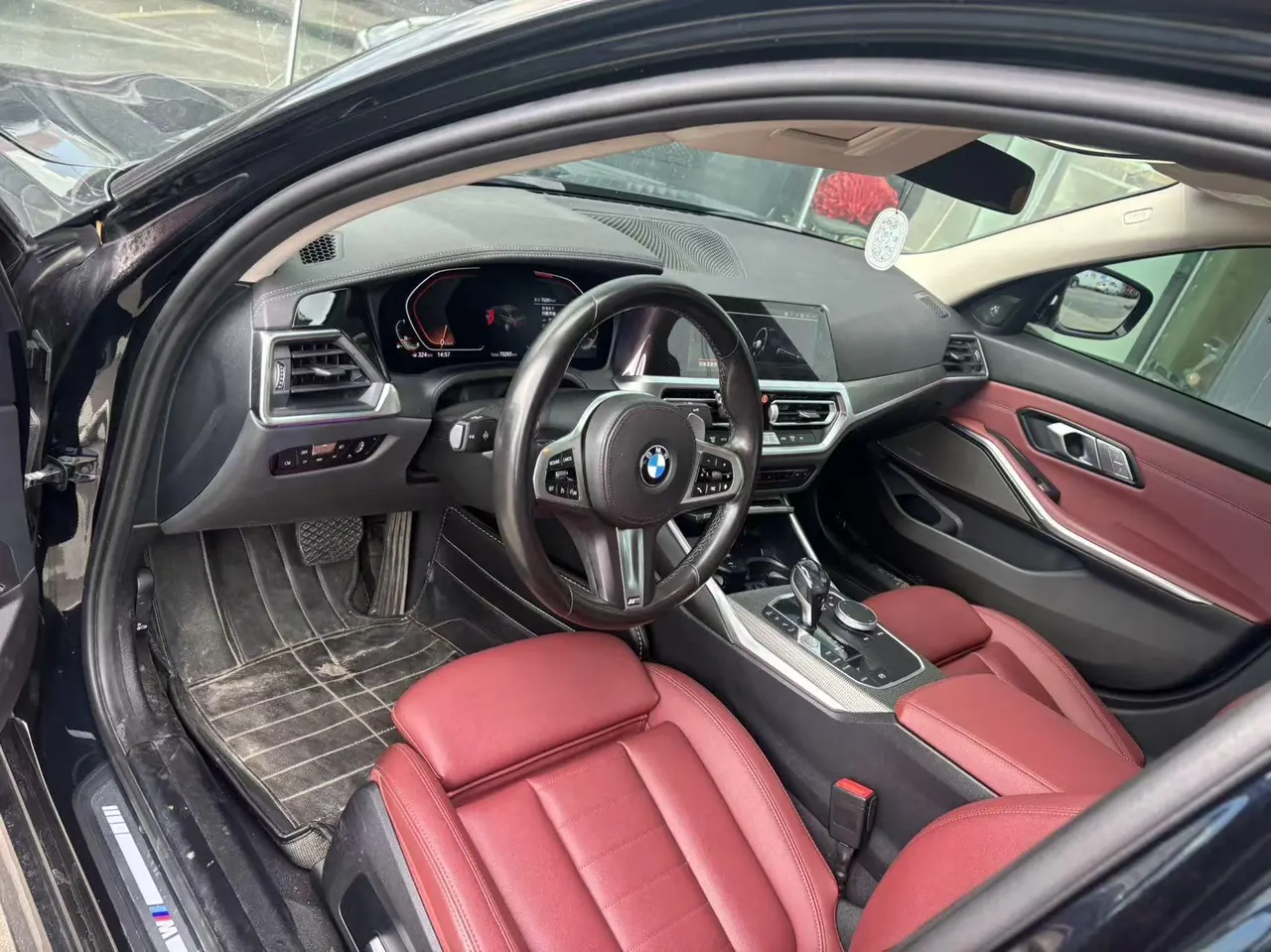 BMW 3 Series 2021 325i 2.0T M Sports Obsidian Night Kit (Changed) Automatic Gear 2