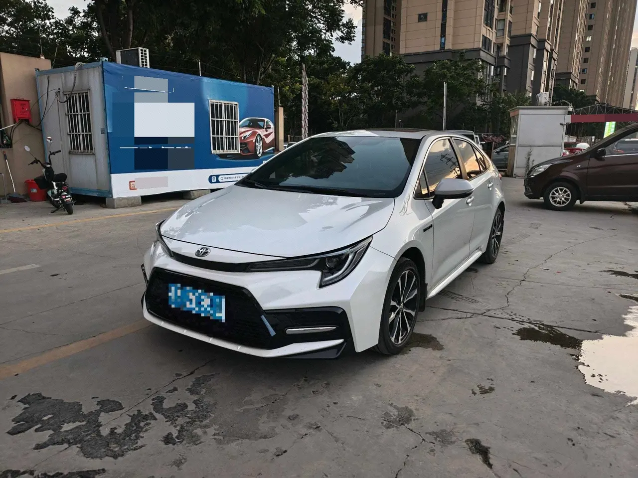 打开图片灯箱:Toyota 2021 Lei Ling Shuangqing 1.8H Stepless Sports Edition Automatic Gear
