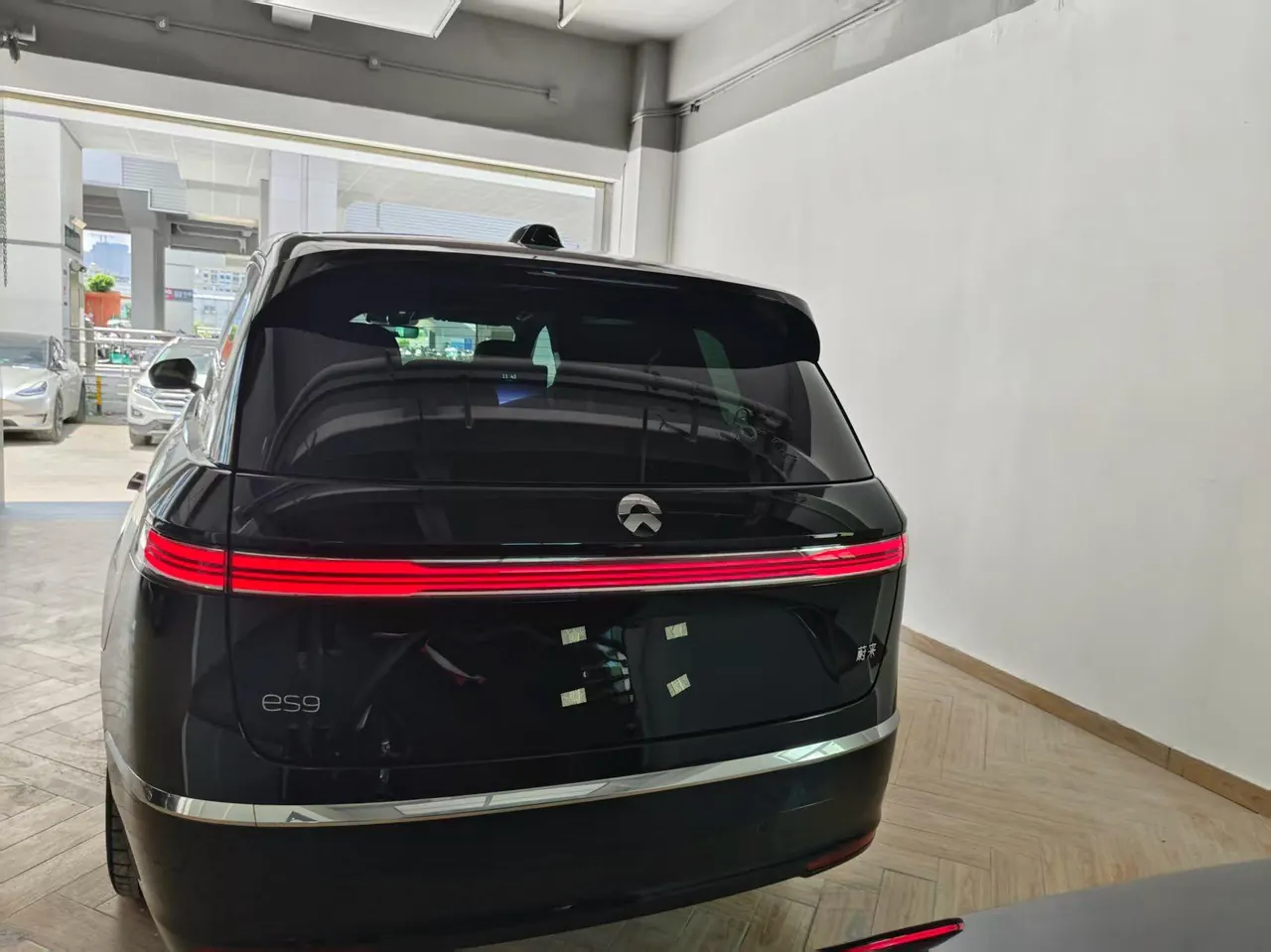 NIO 2026 ES 9 102kWh Executive Island Deluxe Automatic Gear 8