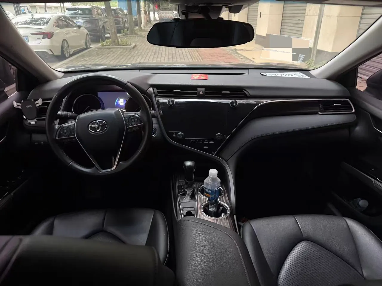 Toyota 2021 Camry 2.0G Stepless Deluxe Edition Automatic Gear 3