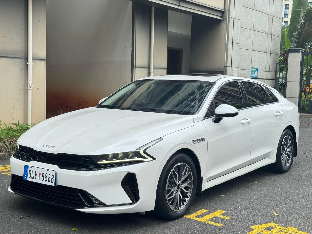 Open image lightbox: Kia 2021 K5 Keku 1.5T 270T CVVD Fashion Edition Automatic Gear