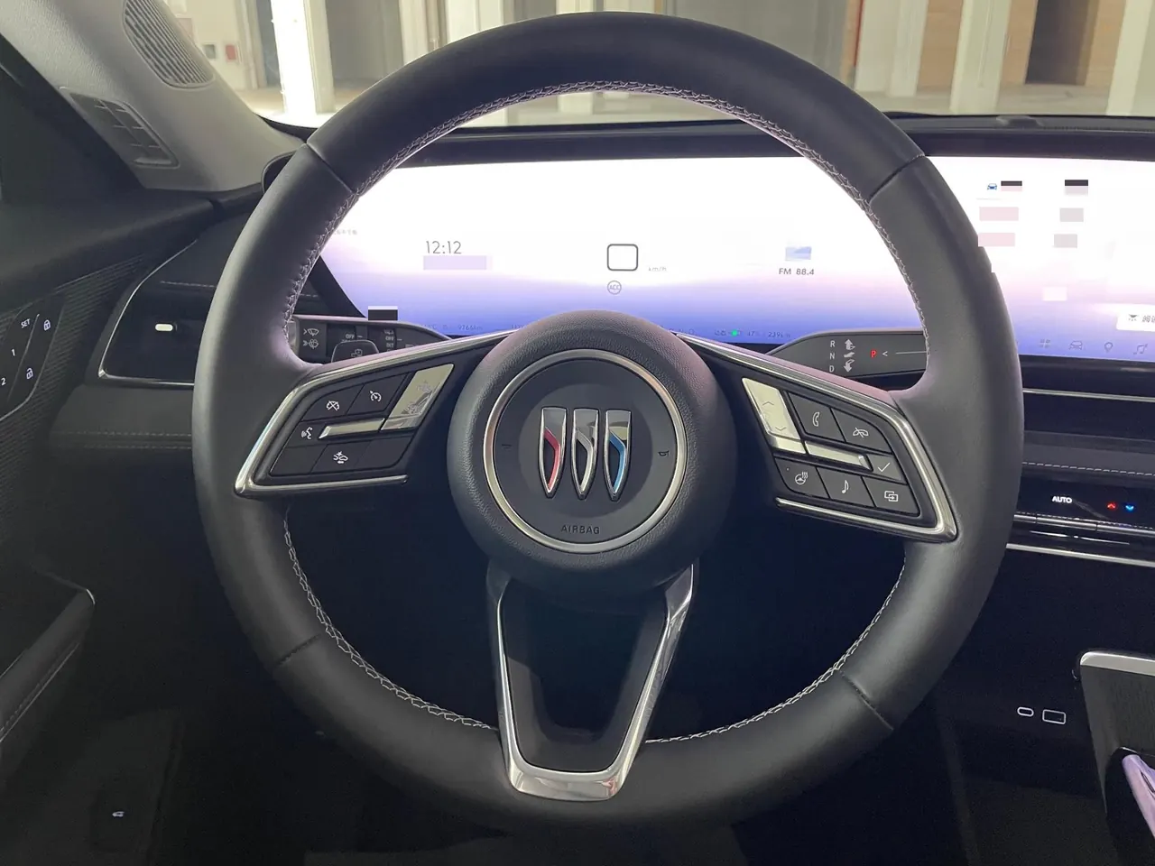 Buick 2025 E 5 620KM Premium Edition Automatic Gear 16
