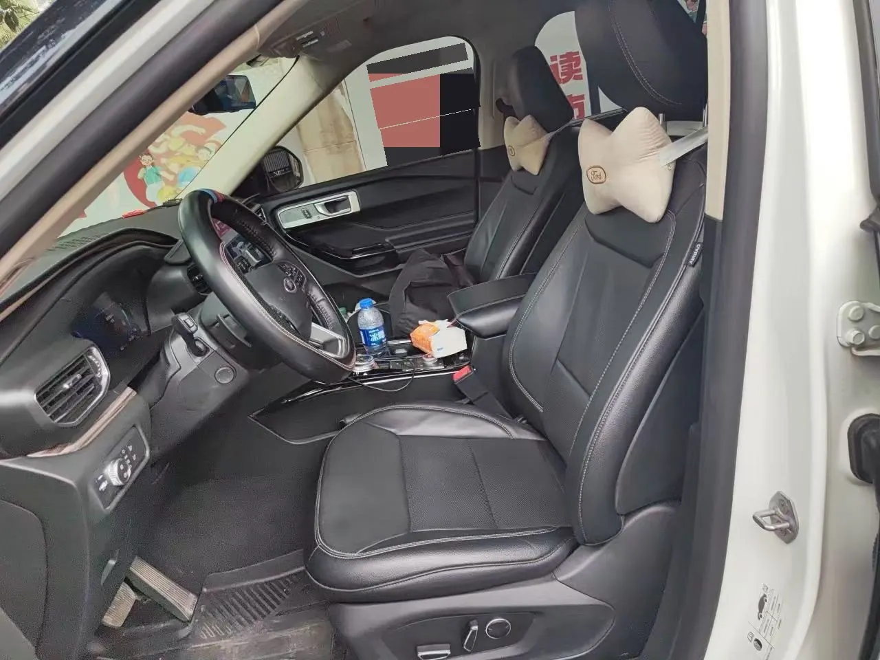 Ford 2020 Explorer 2.3T EcoBoost 285 Four-wheel Drive Titanium Edition 6-seat Automatic Gear 2