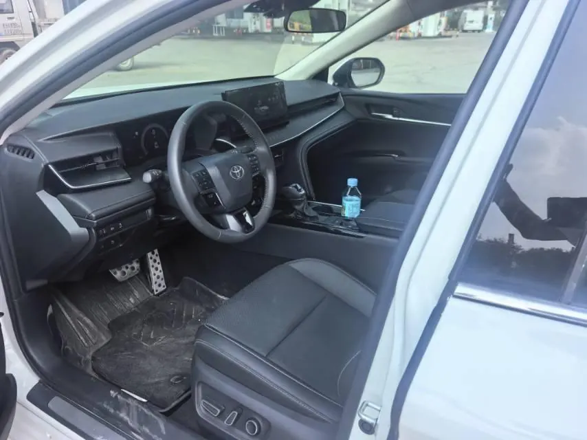 Toyota 2026 Camry Double Engine 2.0HSE Stepless Sports Lite Edition Automatic Gear 5