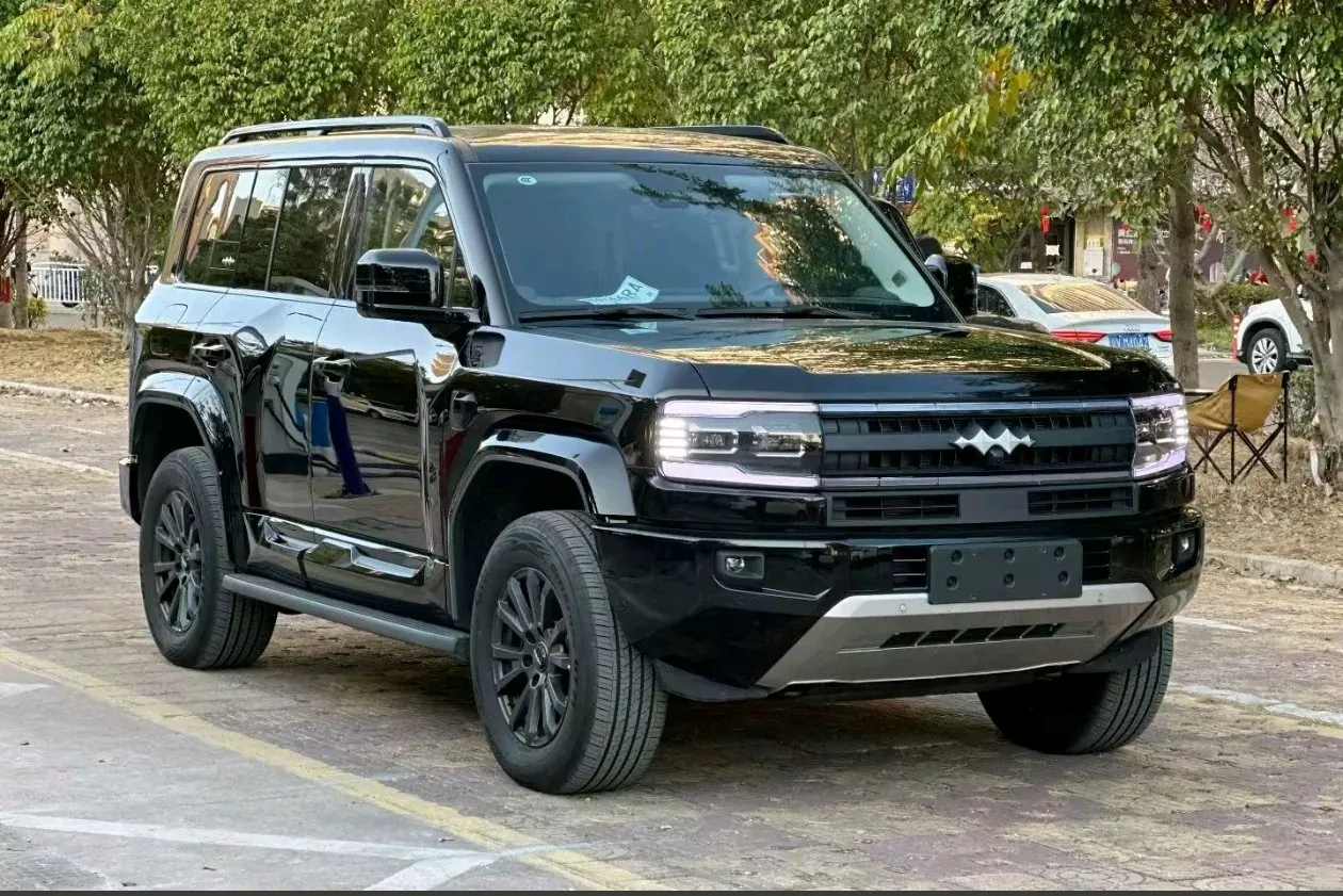 FangChengBao 2025 leopard 5 1.5T stepless 210KM cloud chariot god Ultra version automatic gear 2