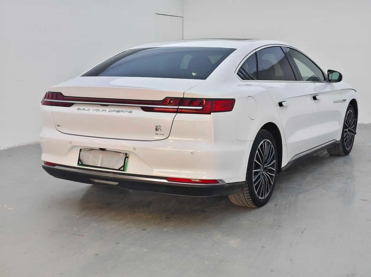 BYD 2020 Han DM 2.0T 4-wheel drive performance version noble automatic gear 7