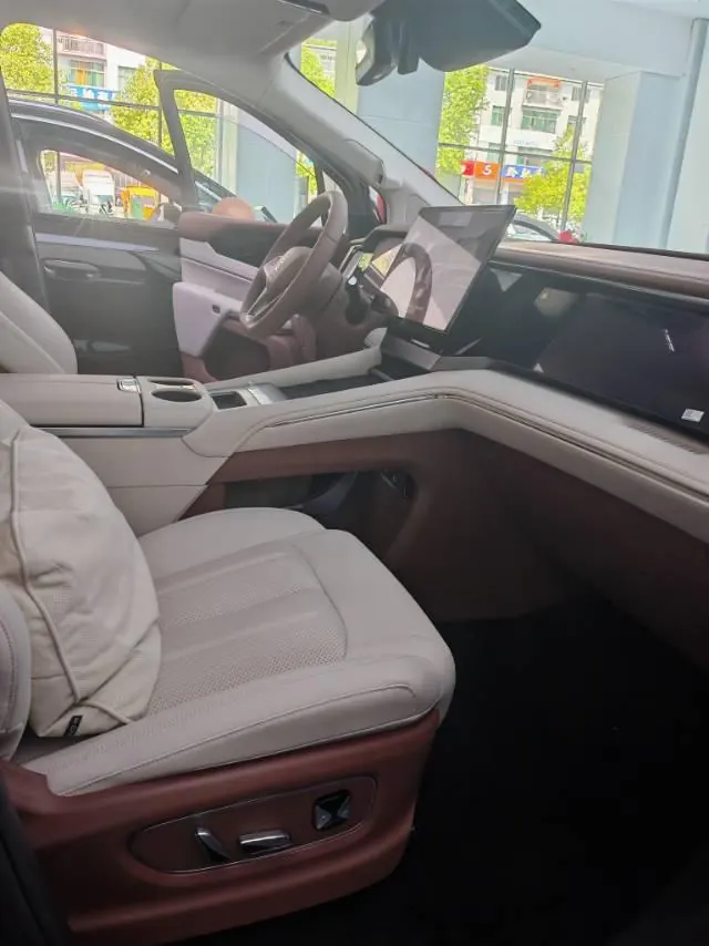 BYD 2025 summer DM-i 1.5T stepless 180km excellent automatic gear 7