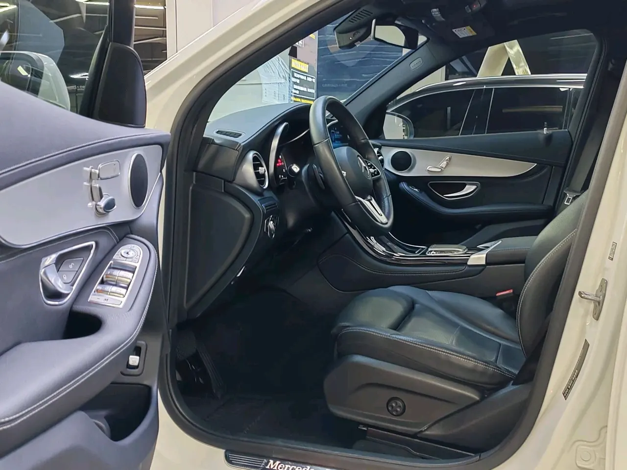 Mercedes Benz 2020 GLC 260 L 4MATIC 2.0T Dynamic Automatic 8