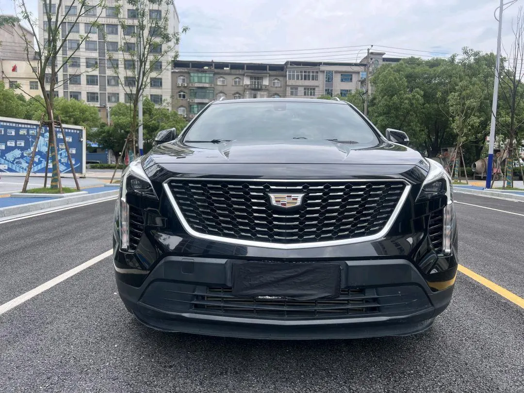 Cadillac 2020 XT4 2.0T 28T Two-Drive Technical Automatic Gear 2