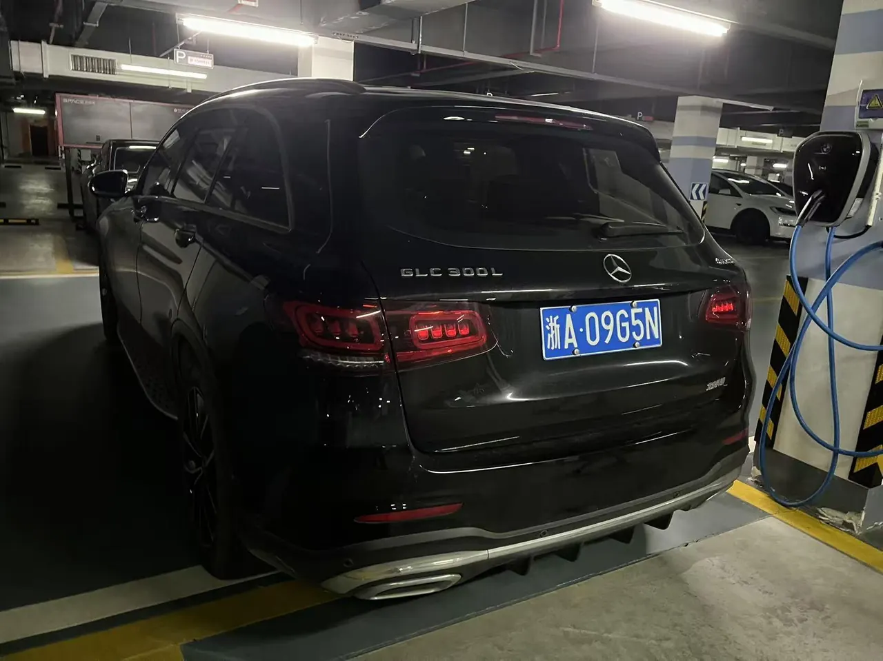 Mercedes Benz 2021 GLC 300 L 4MATIC 2.0T Dynamic Automatic 10