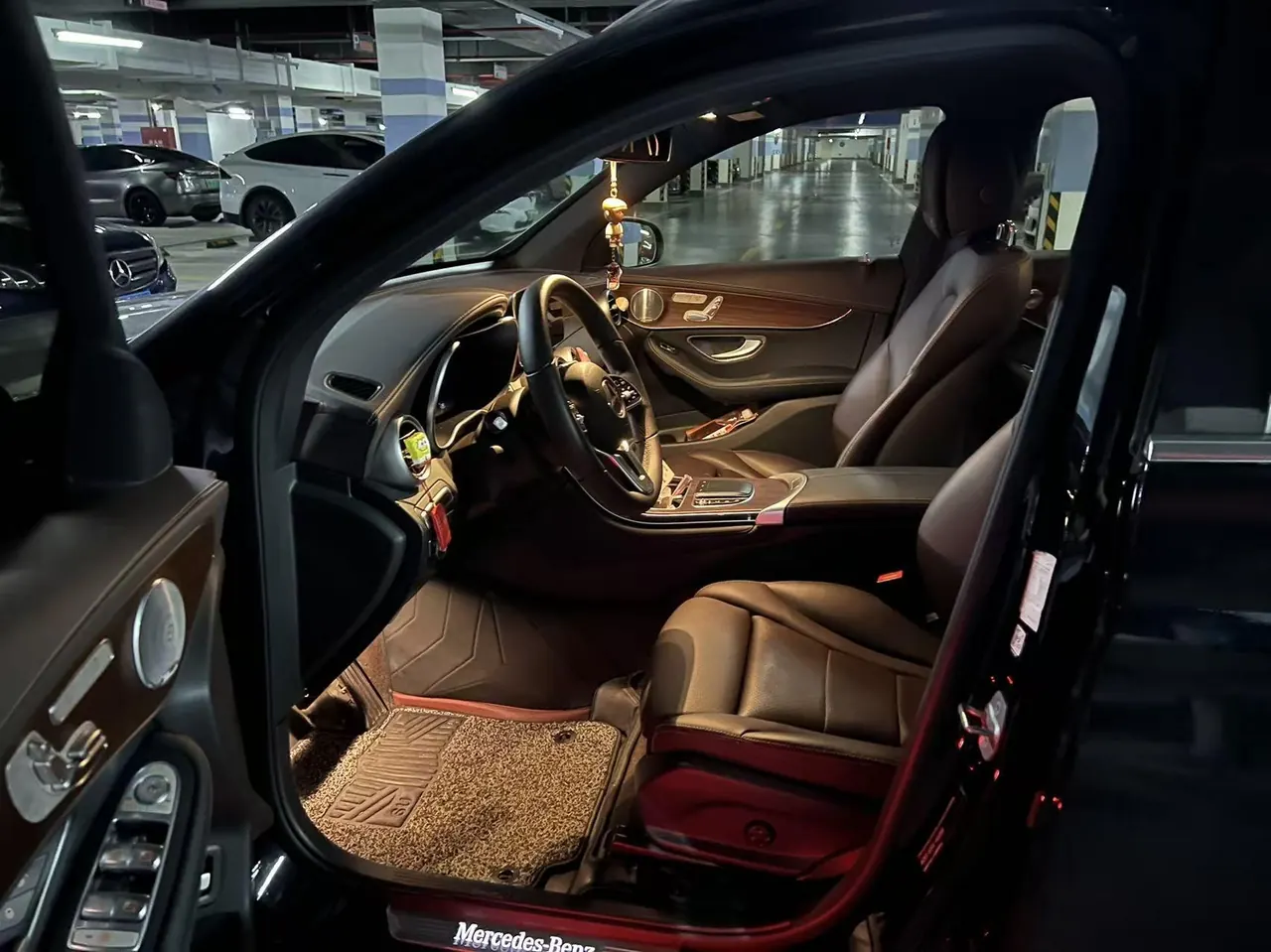 Mercedes Benz 2021 GLC 300 L 4MATIC 2.0T Dynamic Automatic 17