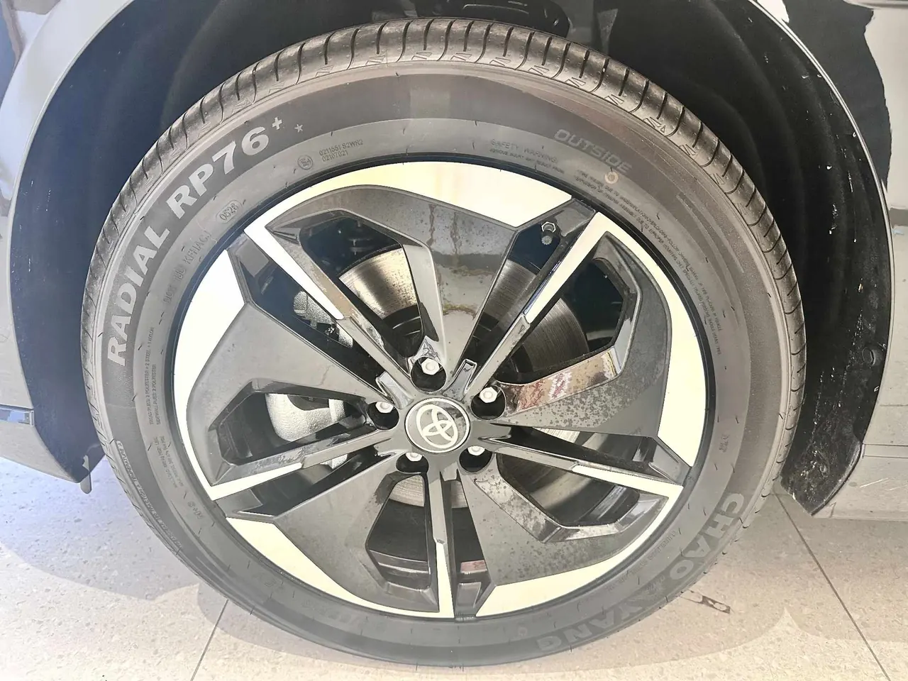Toyota 2025 Platinum Intelligence 3X 520 Pro Advanced Intelligence Driving Edition Automatic Gear 6