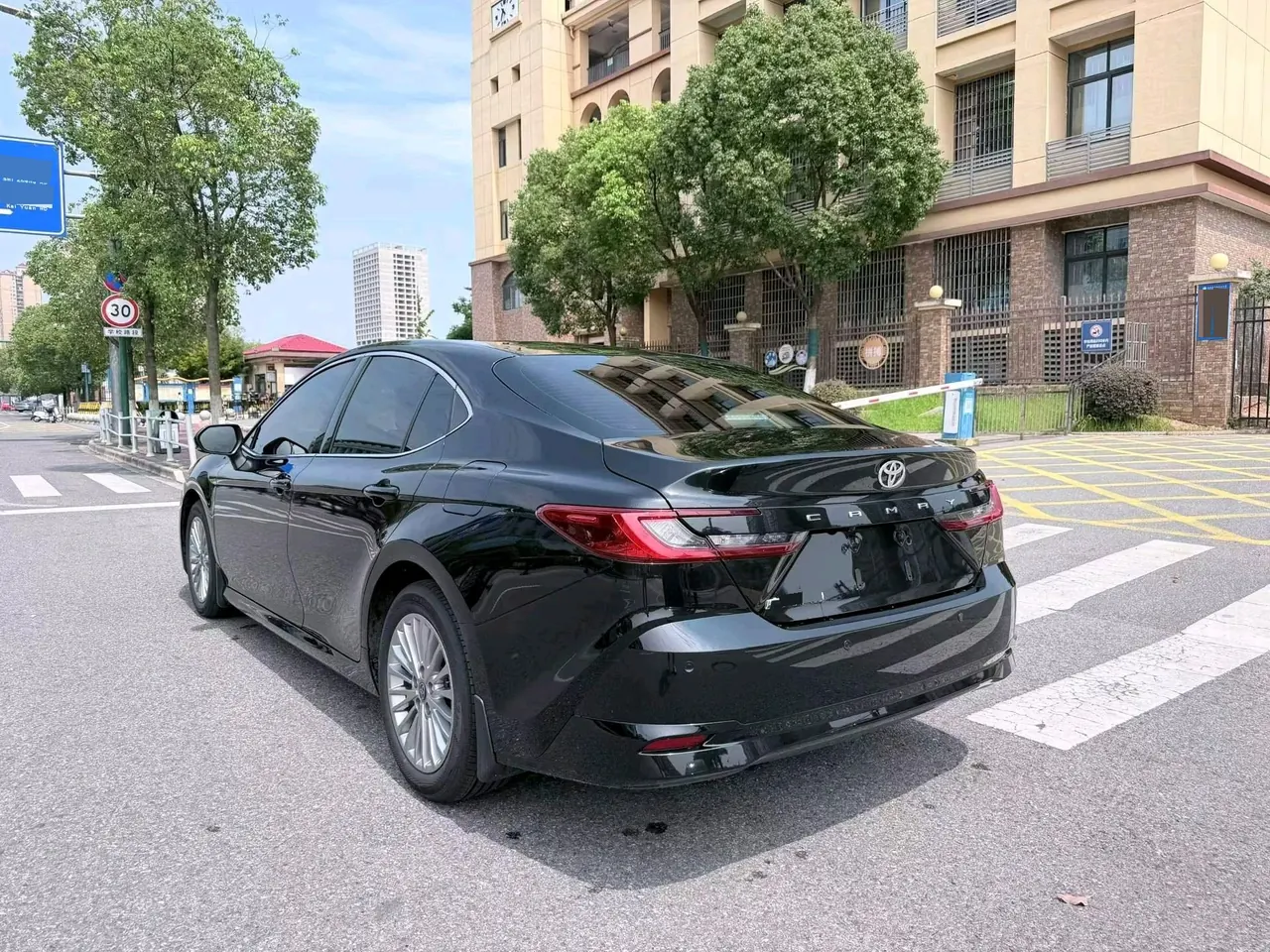 Toyota 2026 Camry 2.0E CVT Elite Automatic 4