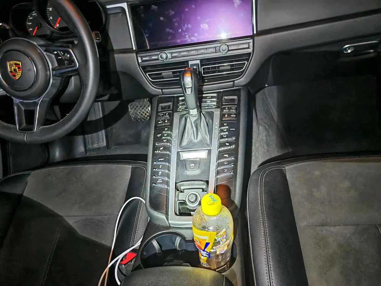 Porsche Macan (Imported) 2021 Macan 2.0T Automatic Gear 3