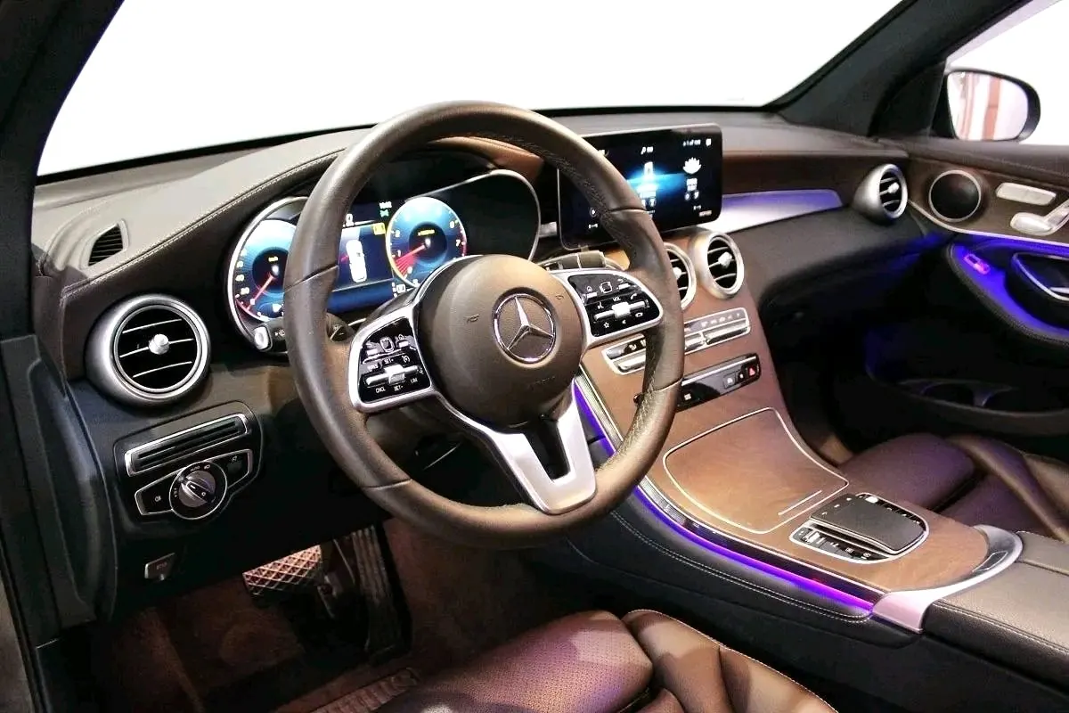 Mercedes Benz 2020 GLC 260 L 4MATIC 2.0T Luxury Automatic 2