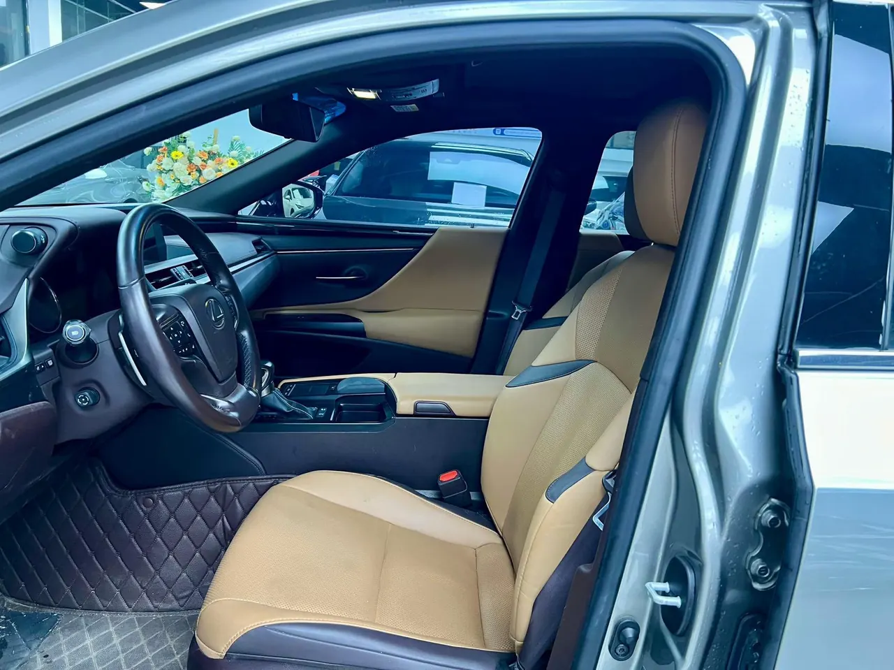 Lexus ES (Imported) 2020 ES300h 2.5 Stepless Excellence Edition Automatic Gear 4