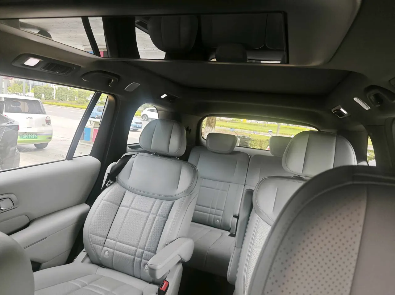ChangAn Deepal 2025 S09 Rear Drive Ultra Automatic Gear 5