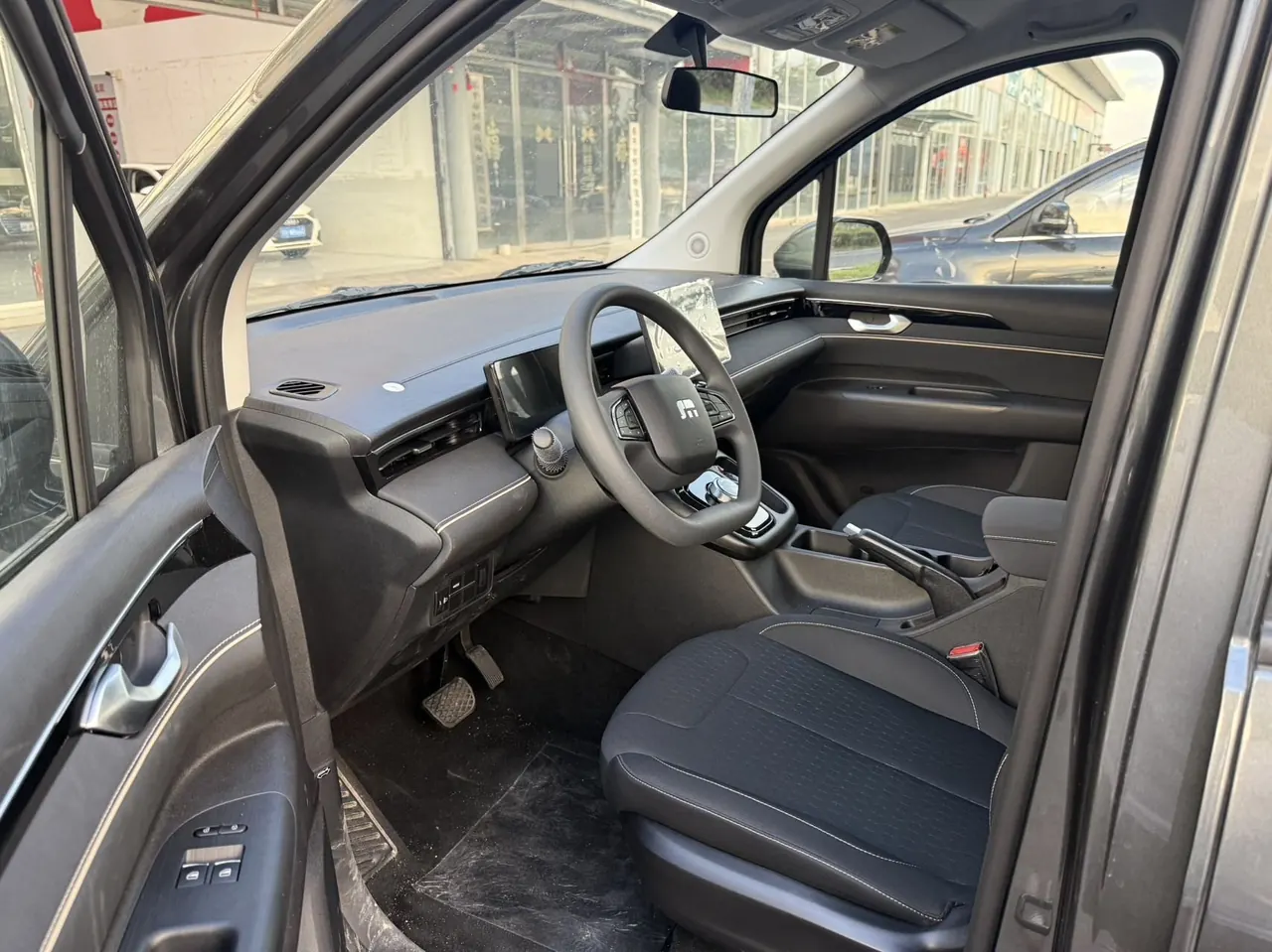 SRM 2026 Up V 6 435km Comfortable Automatic 4