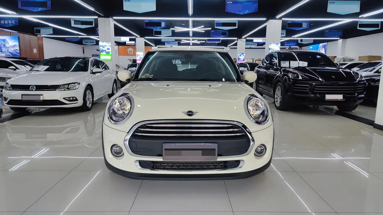 MINI Mini 5-Door (Imported) 2020 Mini One 1.5T Automatic Gear 2