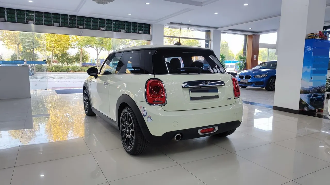 MINI Mini 5-Door (Imported) 2020 Mini One 1.5T Automatic Gear 5